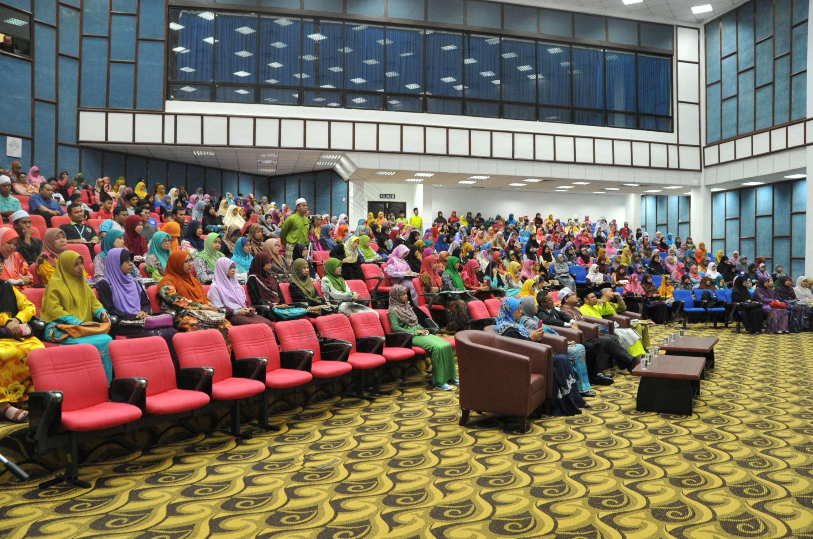 PRO 15 2 MAULIDUR PRO 4138